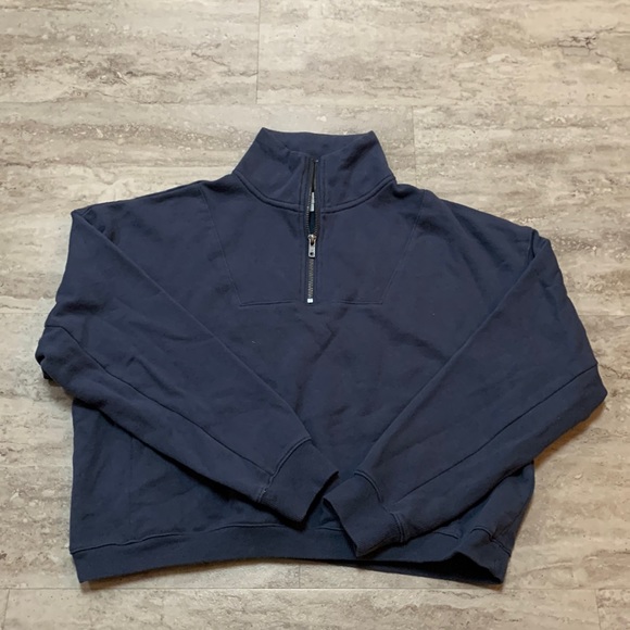 Colsie Tops - Colsie small sweatshirt